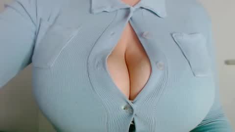 Maggie   online show from 01/24/25, 12:31