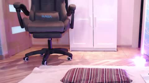 Snapshot of magic__pam chatting on 01/18/26, 10:30 magic pam online show from 01/18/26, 10:30