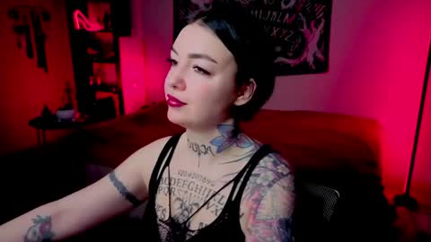 Snapshot of magic_alie chatting on 05/12/26, 07:33 Magic Allie online show from 05/12/26, 07:33