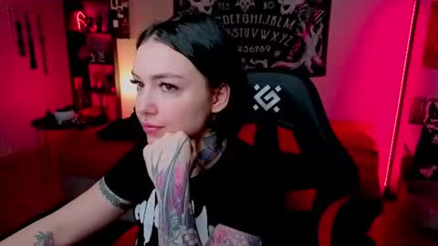 Snapshot of magic_alie chatting on 07/05/26, 08:38 Magic Allie online show from 07/05/26, 08:38
