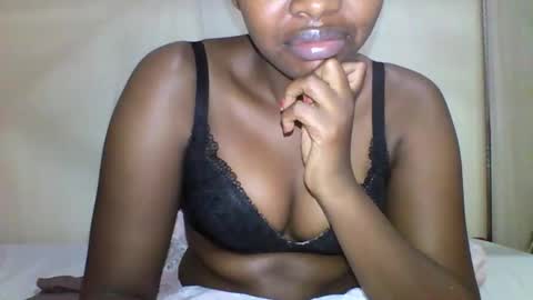 Snapshot of magic_bliss chatting on 02/25/26, 06:39 Bliss online show from 02/25/26, 06:39