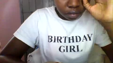 Snapshot of magic_bliss chatting on 07/17/26, 06:31 Bliss online show from 07/17/26, 06:31