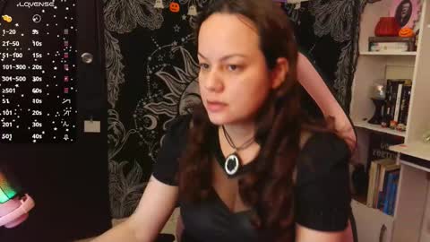 Claire online show from 10/14/25, 11:27