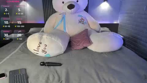 Snapshot of magic_conny chatting on 06/19/26, 05:34 Cony online show from 06/19/26, 05:34