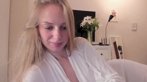 Alice  online show from 01/30/25, 11:11