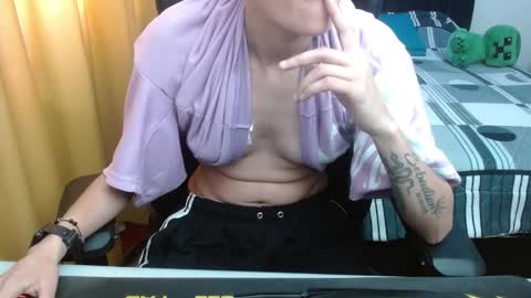 Jade online show from 03/26/26, 01:49