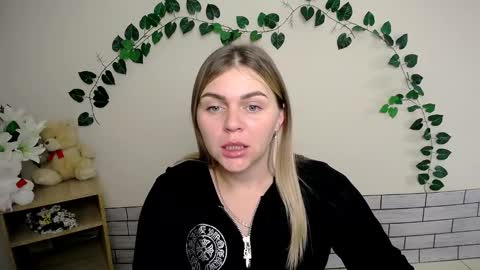 magic_katarina_ online show from 01/03/25, 08:32