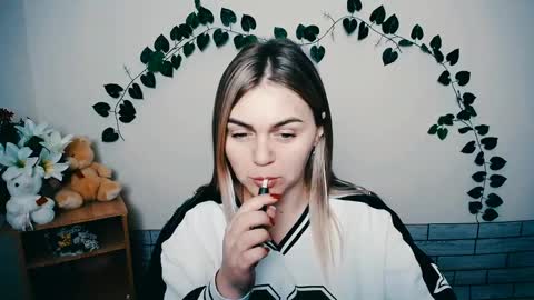 magic_katarina_ online show from 03/04/25, 07:08