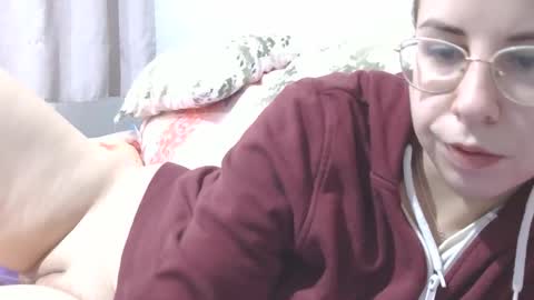 Christine online show from 12/18/25, 07:03