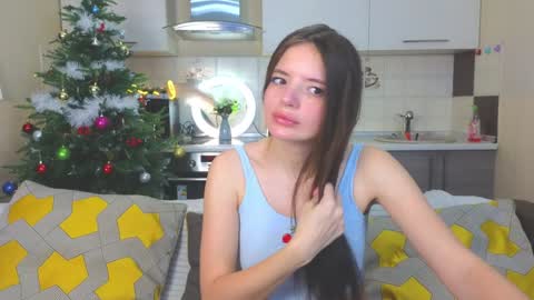 Snapshot of magical_mermaids chatting on 01/14/25, 12:56 Alice online show from 01/14/25, 12:56