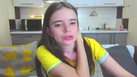 Snapshot of magical_mermaids chatting on 01/18/25, 01:08 Alice online show from 01/18/25, 01:08