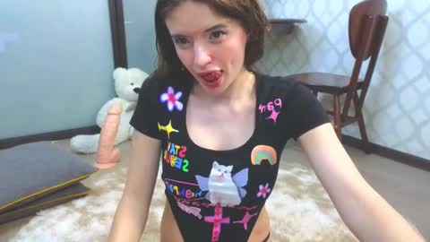 Snapshot of magical_mermaids chatting on 02/25/25, 12:45 Alice online show from 02/25/25, 12:45