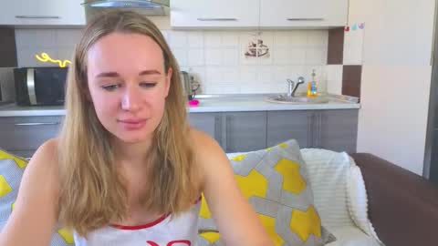 Snapshot of magical_mermaids chatting on 09/10/25, 09:09 Alice online show from 09/10/25, 09:09