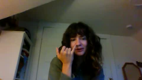 magicalmissmolly online show from 10/17/25, 01:09