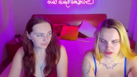Snapshot of magiceyess chatting on 03/09/25, 07:12 Lili and Bella online show from 03/09/25, 07:12