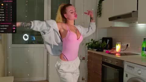 MagicLove online show from 03/10/26, 02:22