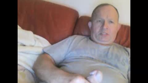 Snapshot of magicman250 chatting on 10/01/25, 05:24 magicman250 online show from 10/01/25, 05:24