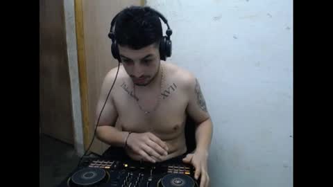 Snapshot of magico_9809 chatting on 09/14/25, 11:20 BRAYAN online show from 09/14/25, 11:20