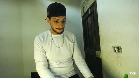 Snapshot of magico_9809 chatting on 01/17/26, 02:11 BRAYAN online show from 01/17/26, 02:11