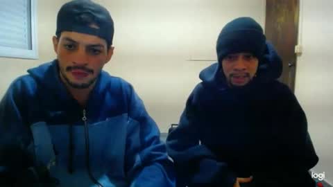 Snapshot of magico_9809 chatting on 05/22/26, 11:43 BRAYAN online show from 05/22/26, 11:43