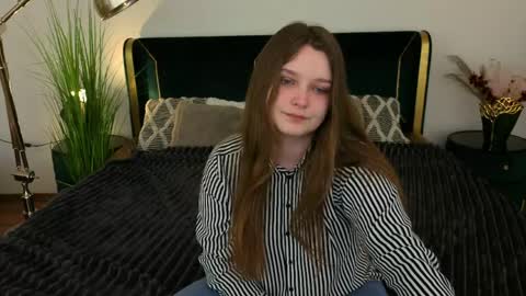 Emily online show from 03/31/26, 06:36