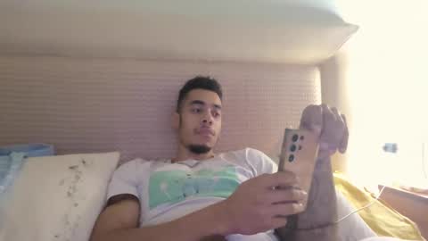 Snapshot of magicsempai chatting on 03/12/25, 03:40 Magicsempai online show from 03/12/25, 03:40