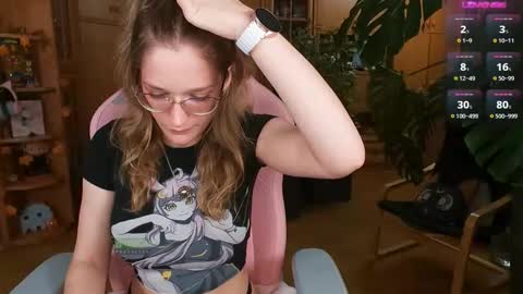 Nicole online show from 09/18/25, 08:33