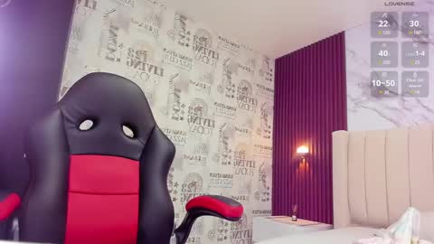 magievans1 online show from 02/25/25, 12:13