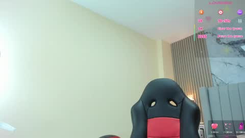 Snapshot of magievans1 chatting on 05/26/26, 12:01 magievans1 online show from 05/26/26, 12:01