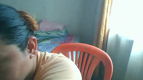 Maggie Taylor online show from 10/12/25, 05:56