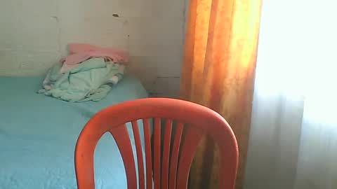 Maggie Taylor online show from 10/14/25, 06:31