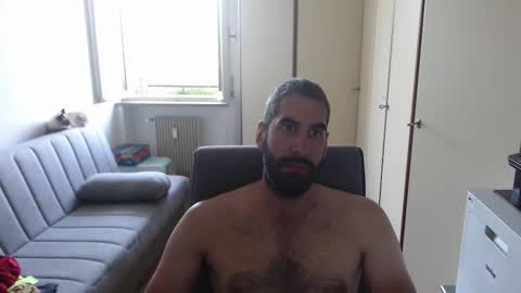 Snapshot of magistermat_ chatting on 09/19/25, 08:16 Magister online show from 09/19/25, 08:16