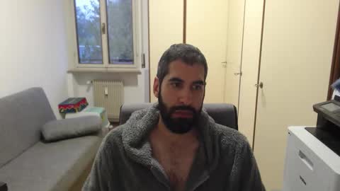 Snapshot of magistermat_ chatting on 10/21/25, 05:41 Magister online show from 10/21/25, 05:41