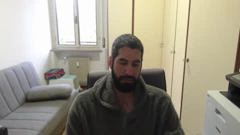 Snapshot of magistermat_ chatting on 10/31/25, 07:31 Magister online show from 10/31/25, 07:31