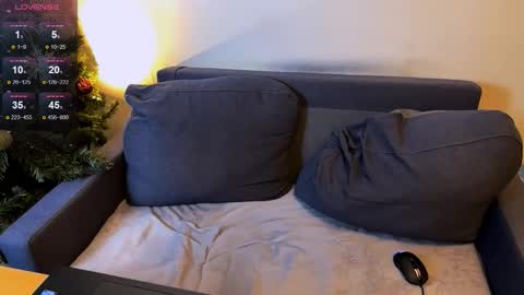 Jade online show from 10/16/25, 08:21