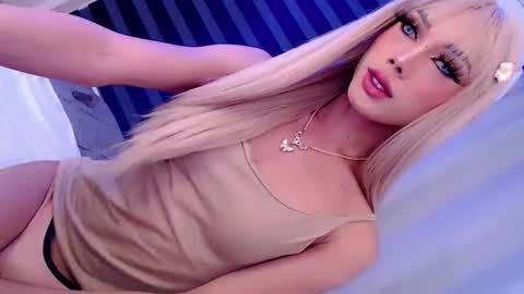 Mocah online show from 04/16/26, 05:08