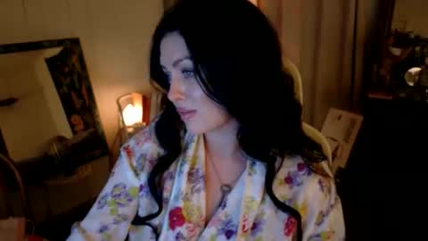 Magnolia Maggie Maggie Jane  online show from 05/25/26, 08:37