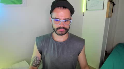     online show from 03/11/26, 01:22