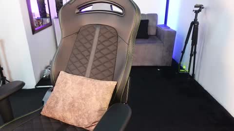 If you want me to use the Lovense please let me know  --    online show from 02/08/26, 06:11