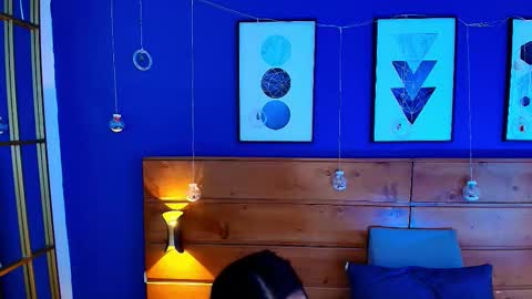 Snapshot of mahia_queen chatting on 11/27/25, 11:12 Dani online show from 11/27/25, 11:12