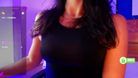 Snapshot of mahia_queen chatting on 04/22/26, 12:28 Dani online show from 04/22/26, 12:28