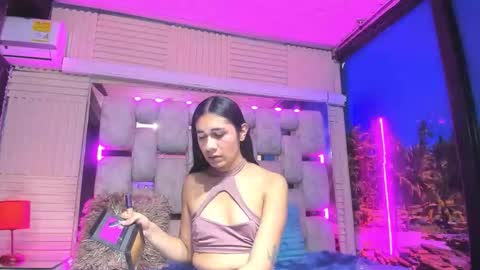 Snapshot of mahiara_hot chatting on 06/09/26, 01:45 mahiara hot online show from 06/09/26, 01:45
