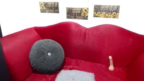 ISABELA online show from 02/17/26, 02:57