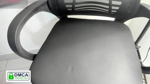 maia__bianchi online show from 12/05/25, 12:14