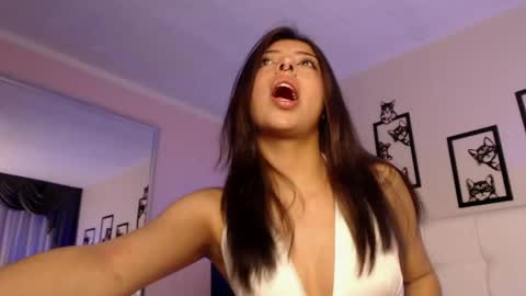 Snapshot of maia_reficco chatting on 05/29/26, 08:07 Maia Reficco online show from 05/29/26, 08:07