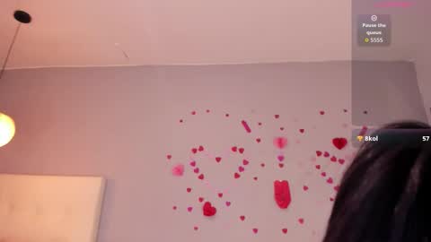 Maia online show from 03/07/26, 12:24