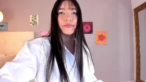 Maia online show from 07/06/26, 12:24