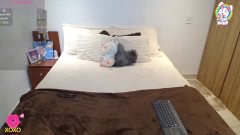    t  online show from 10/29/25, 01:08