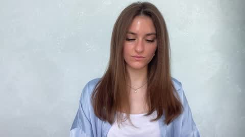 M I A online show from 05/15/26, 08:43