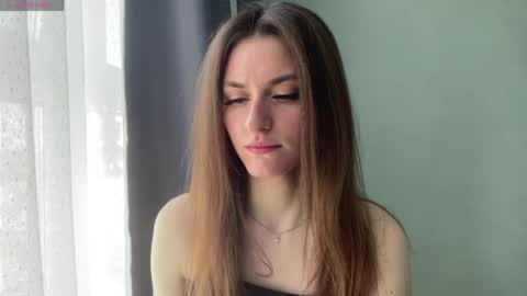 M I A online show from 06/07/26, 08:18